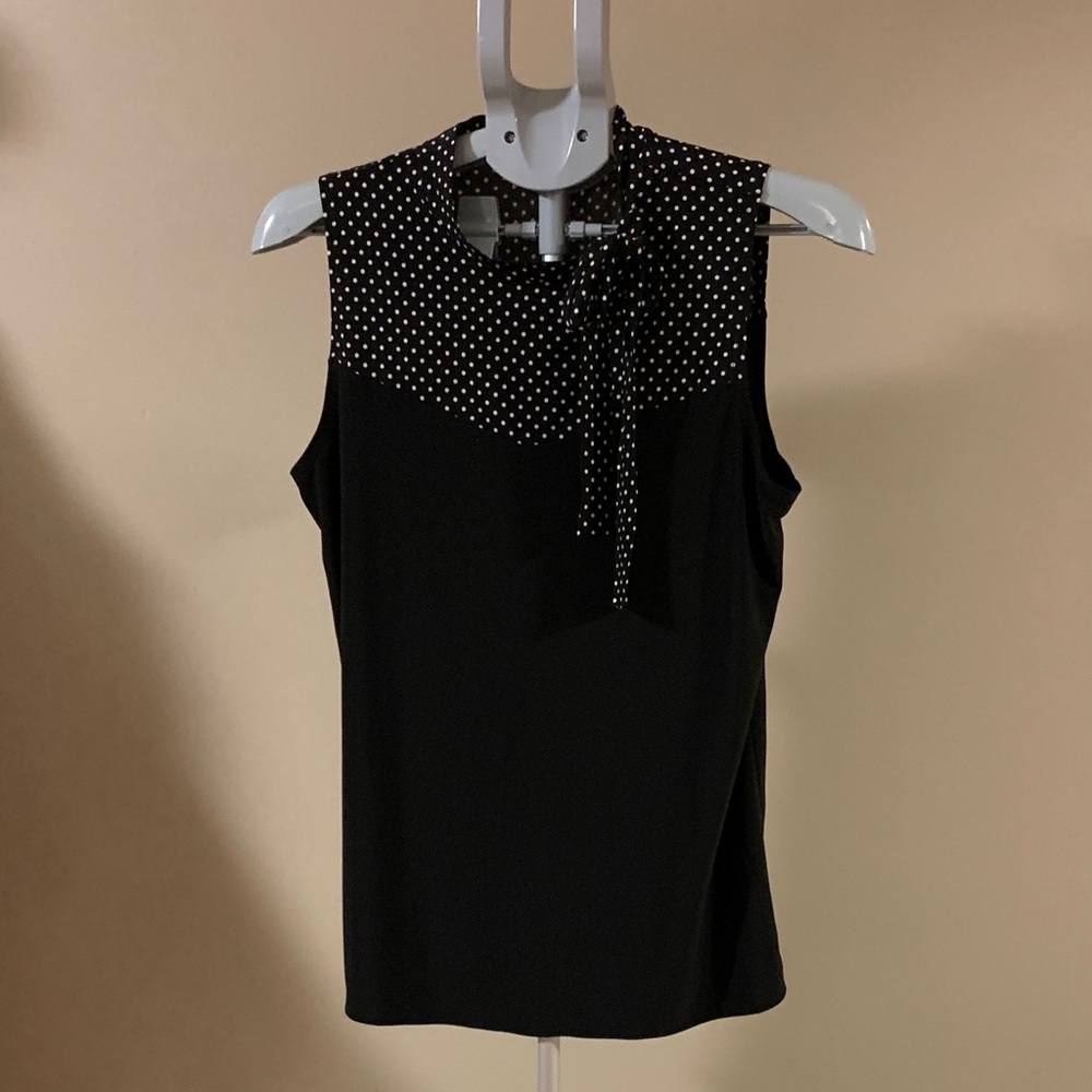 Elegant Black Sleeveless Blouse with Polka Dots Women's Size Large